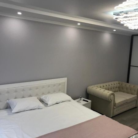 Затишна Квартира Apartment Ternopil Bagian luar foto