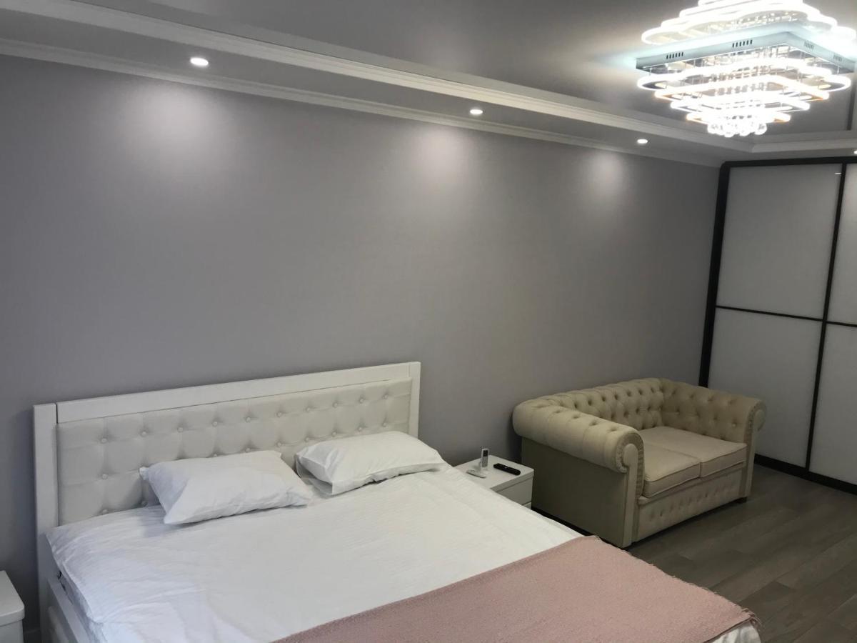 Затишна Квартира Apartment Ternopil Bagian luar foto
