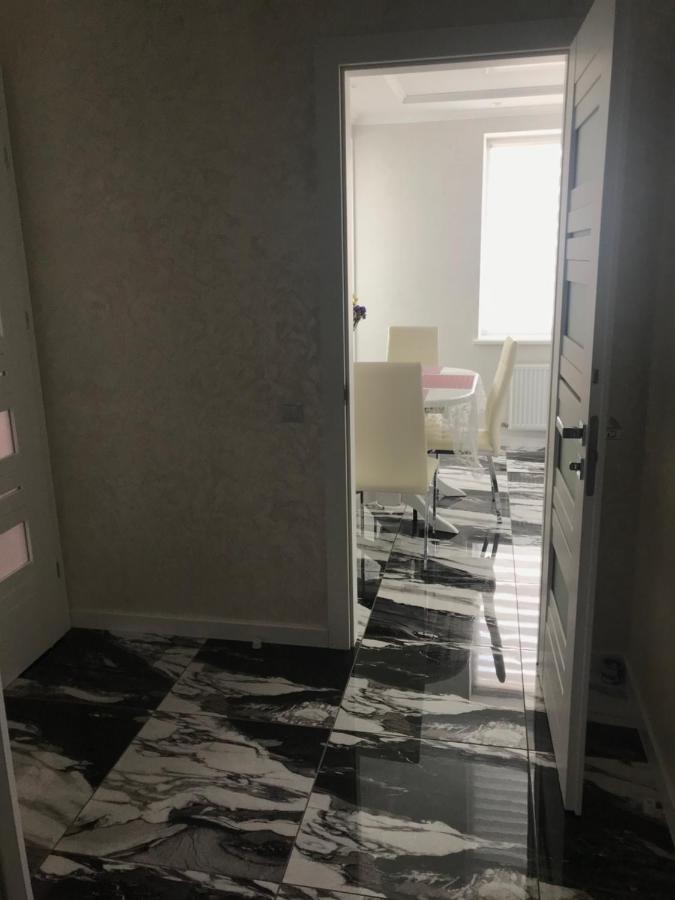 Затишна Квартира Apartment Ternopil Bagian luar foto