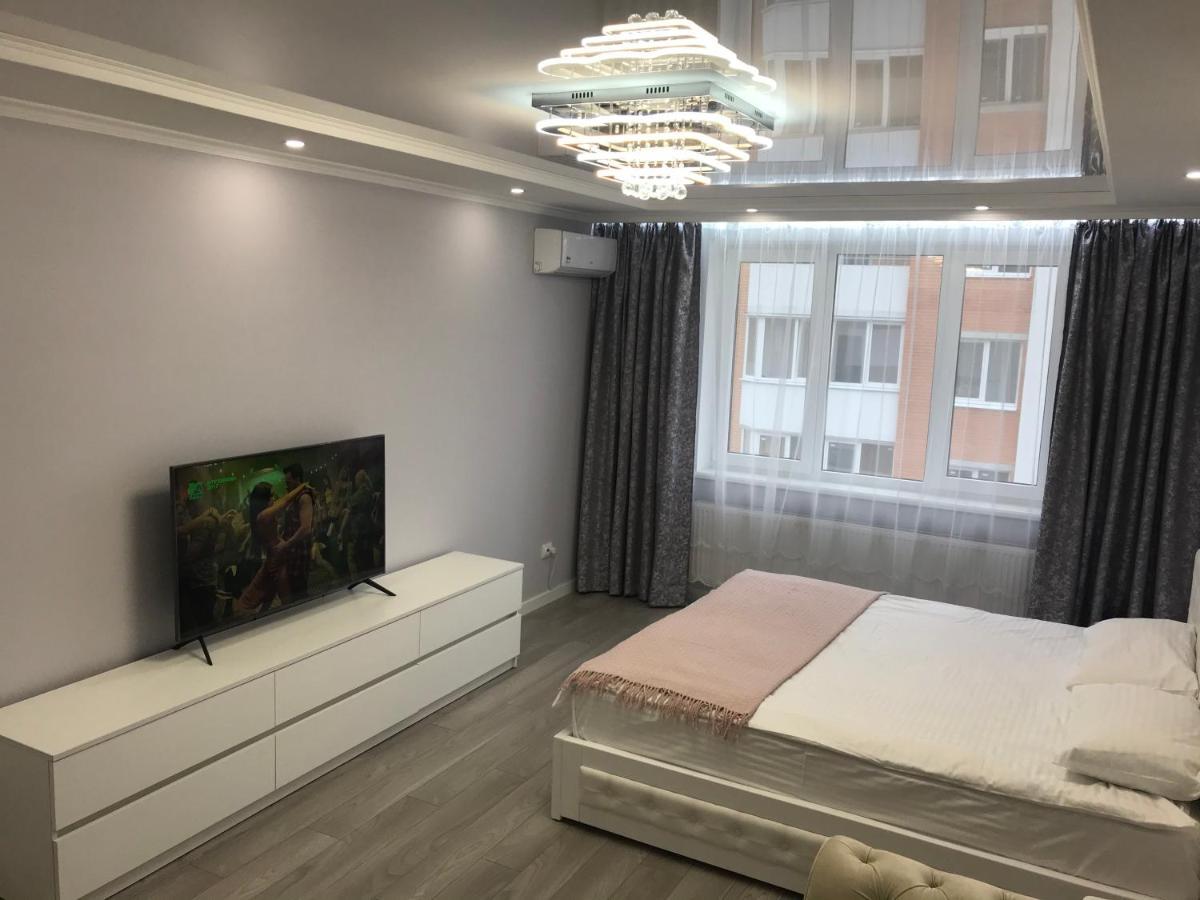 Затишна Квартира Apartment Ternopil Bagian luar foto